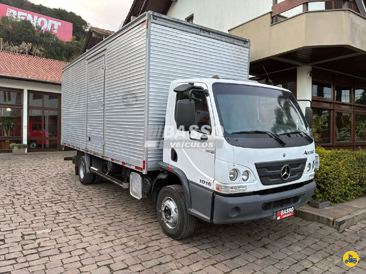 CAMINHAO MERCEDES-BENZ MB 1016 Baú Furgão 3/4 4x2 Basso Veículos GARIBALDI RIO GRANDE DO SUL RS